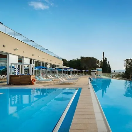 Отель Girandella Valamar Collection - Maro